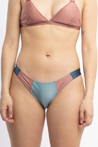 Bottom Cubic - Galaxia