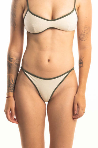 Bottom Less Ouke Crudo