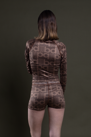 Remera destello marrón