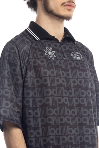 Remera deportiva negro