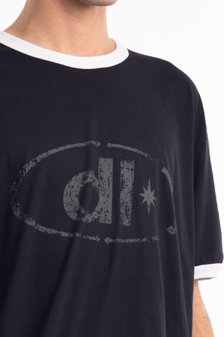 Remera new atemporal