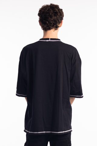 Remera costuras
